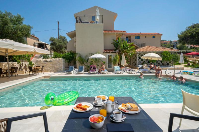 Kefalonia utazás Makris Yialos Apartmanház