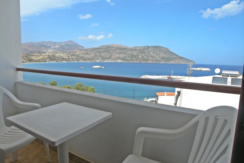 Karpathos Pigadia utazás Oceanis Hotel