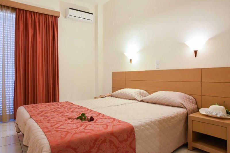 Theo Hotel Kréta Agia Marina
