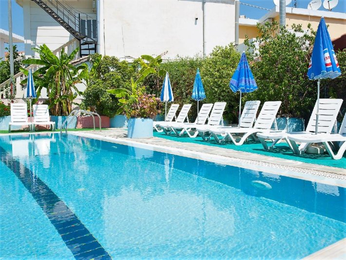 Zakynthos Argassi utazás Villa Krinas Apartmanház