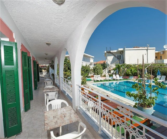 Zakynthos Argassi utazás Villa Krinas Apartmanház