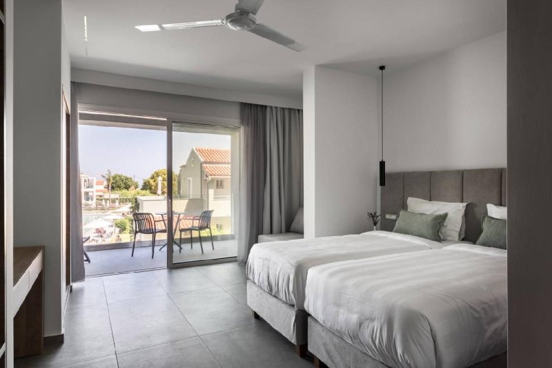 Korfu Acharavi utazás Acharavi Beach Hotel