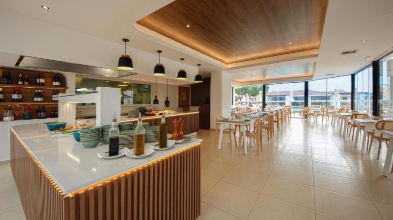 Kréta Gouves utazás Aelius Hotel & Spa