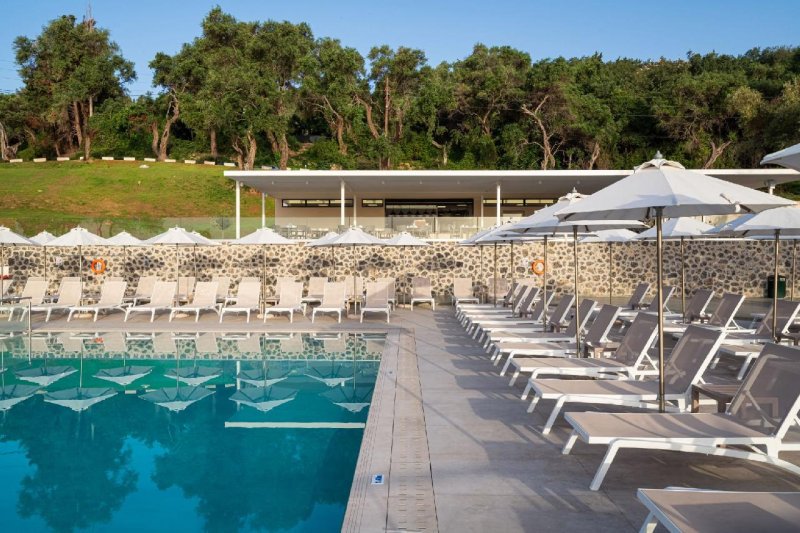 Aeolos Beach Resort Korfu Perama