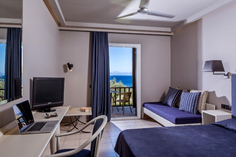 Aeolos Beach Resort Korfu Perama