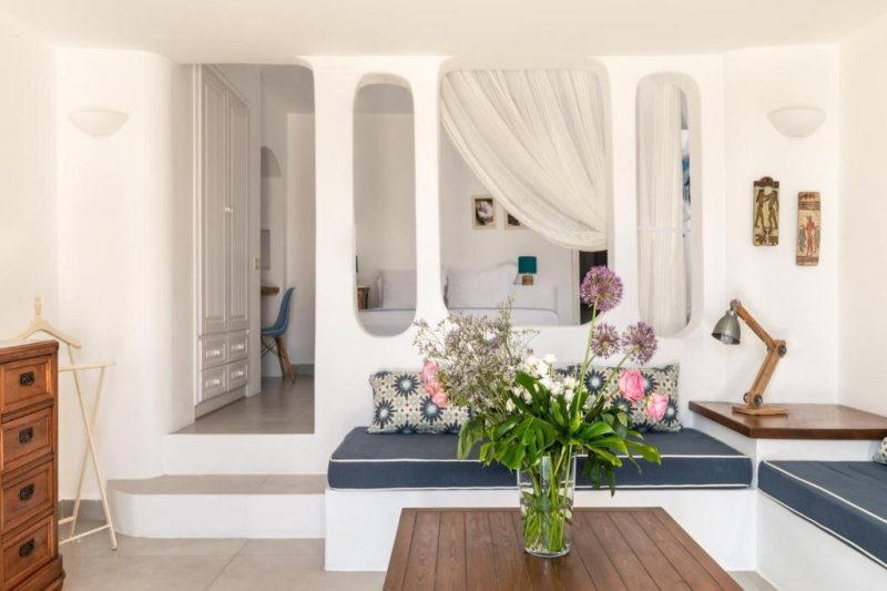 Szantorini Vourvoulos utazás Anema Hotel & Villas