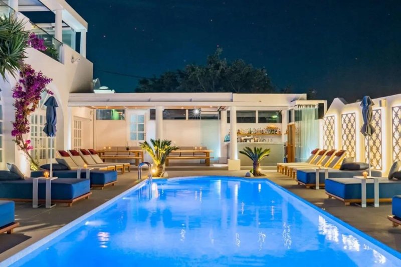 Aressana Spa Hotel & Suites Szantorini