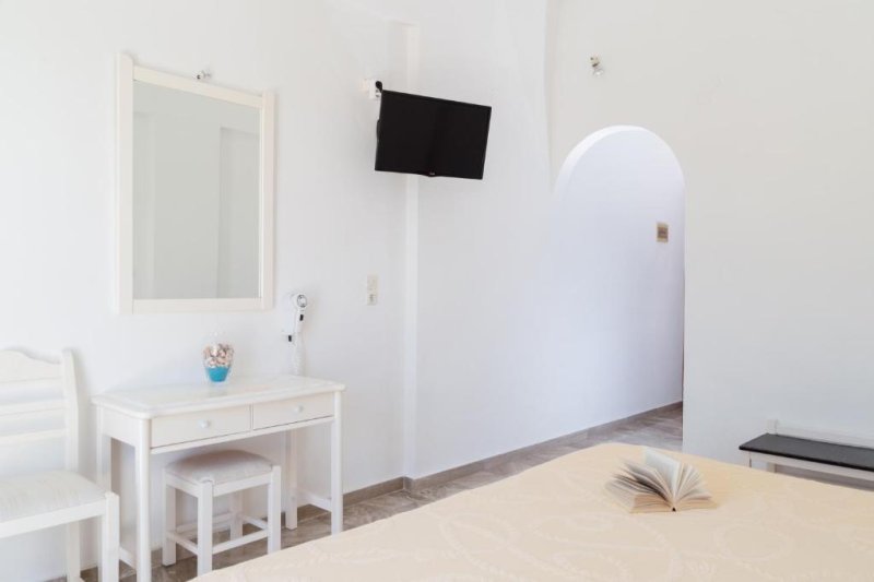 Szantorini utazás Areti Hotel