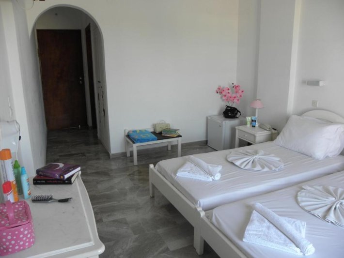 Szantorini utazás Areti Hotel