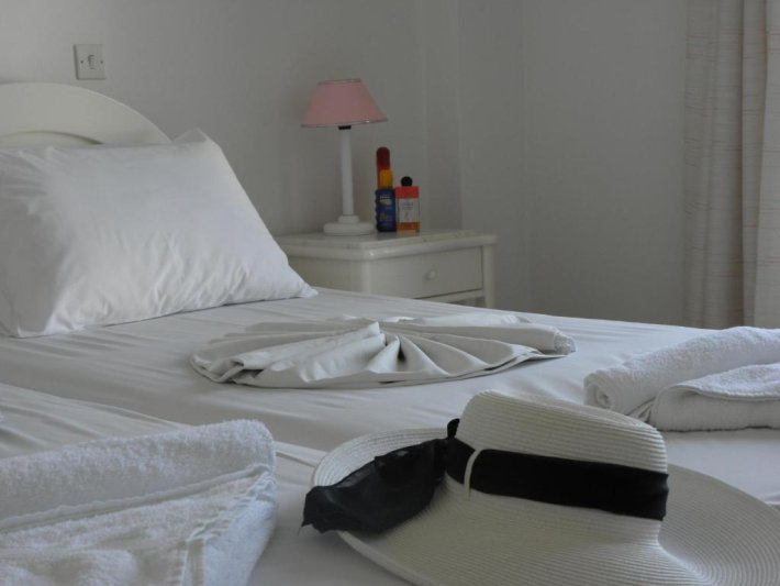 Szantorini utazás Areti Hotel