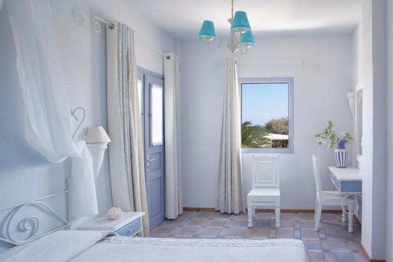 Szantorini Perissa utazás Atlantis Beach Villa