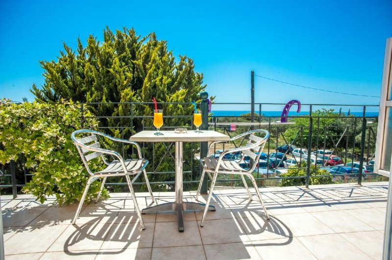 Kefalónia utazás Erietta Apartmanház