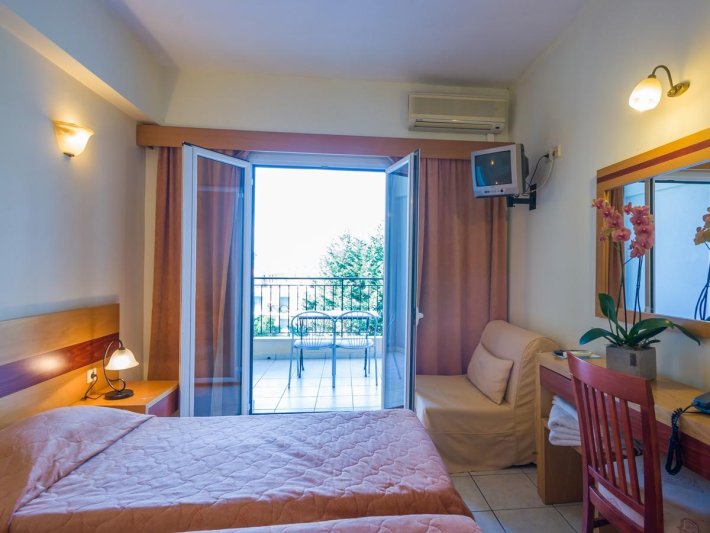 Korfu utazás Hellinis Hotel