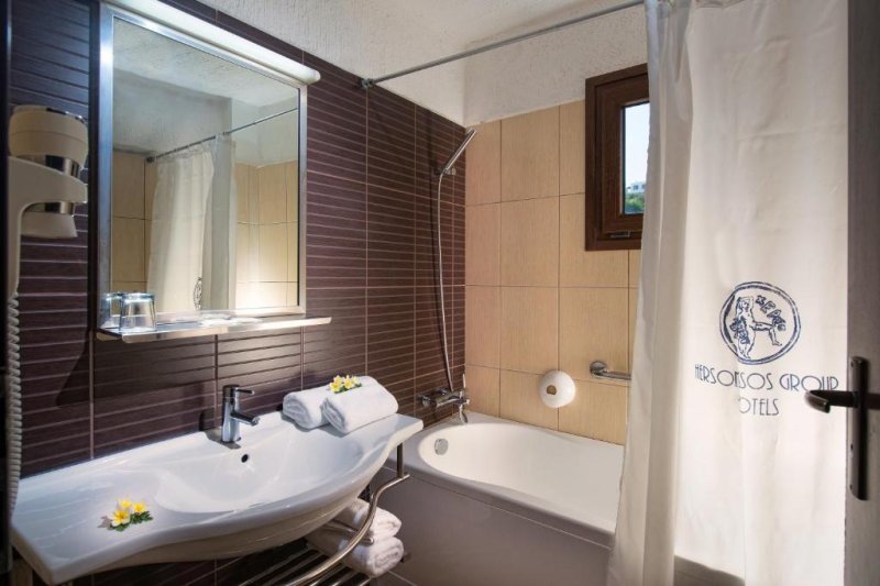 Kréta Hersonisossos utazás Hersonissos Maris