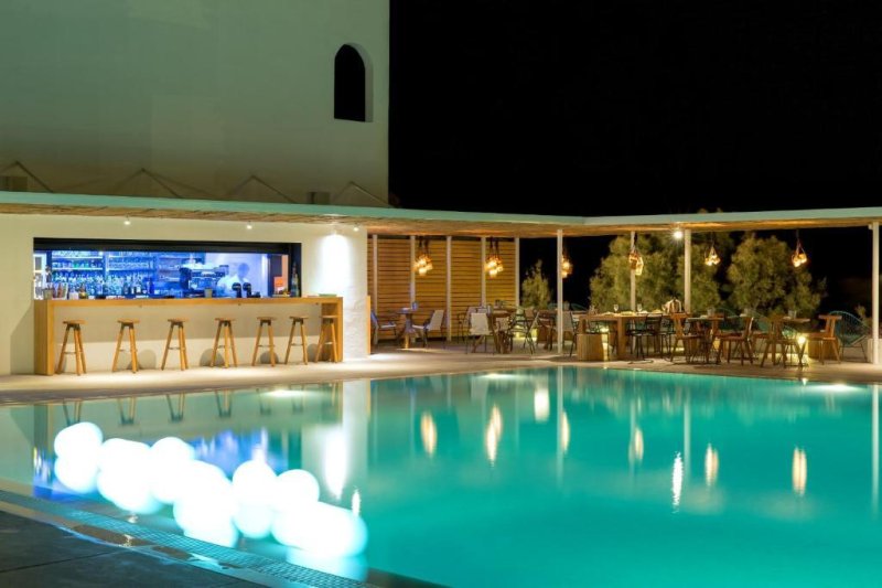 Szantorini utazás Kamari Beach Hotel