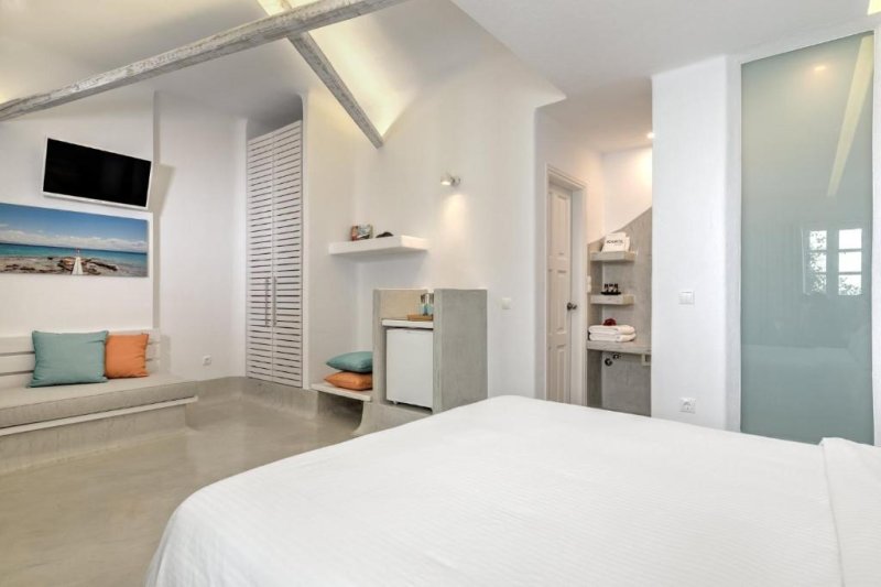 Szantorini Perissa utazás Kouros Village