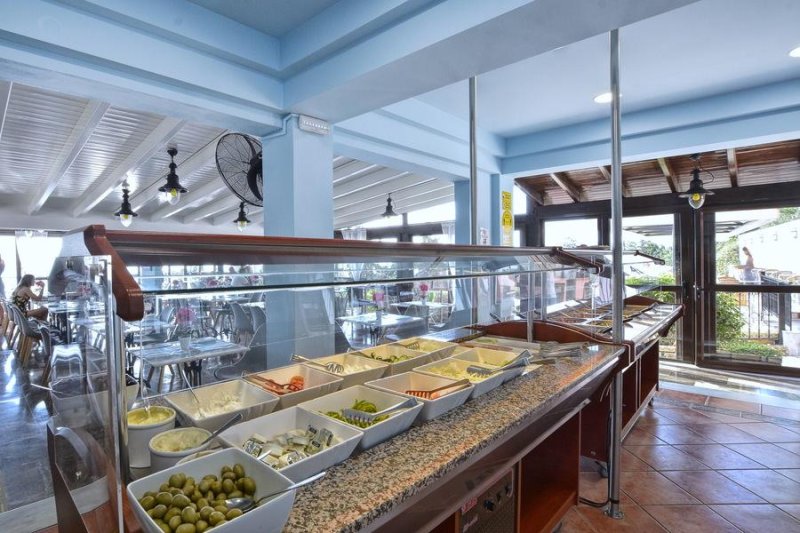 Korfu Benitses utazás Lido Corfu Sun