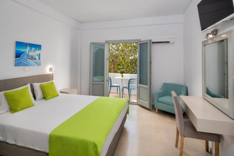 Szantorini Kamari utazás Makarios Beach Hotel