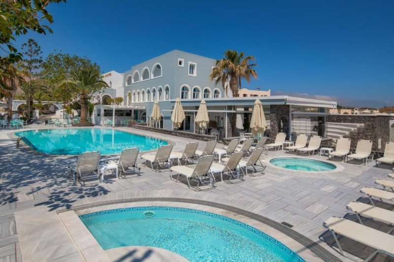 Szantorini Kamari utazás Makarios Beach Hotel