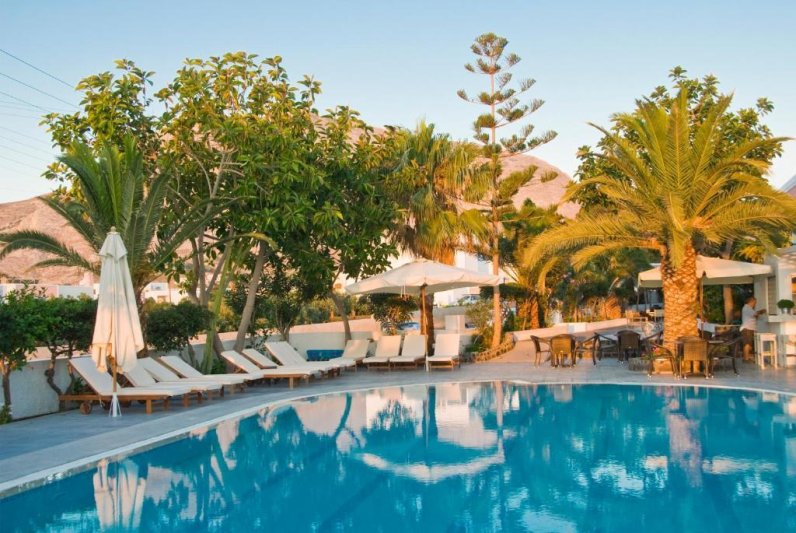 Szantorini Kamari utazás Makarios Beach Hotel