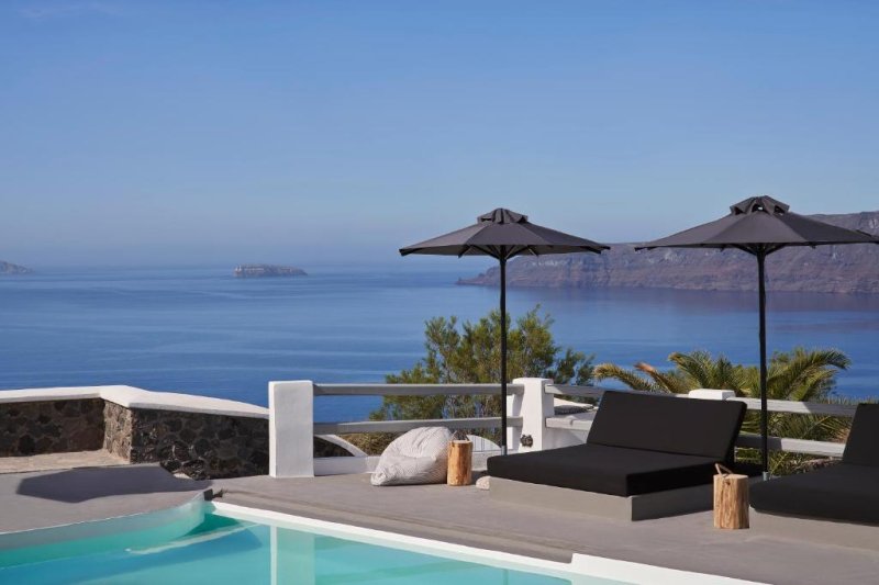 Mr and Mrs White Santorini Szantorini
