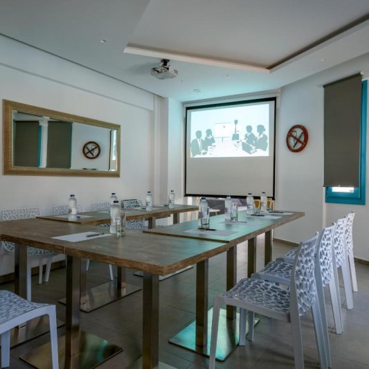 Nikolas Hotel Szantorini Karterados
