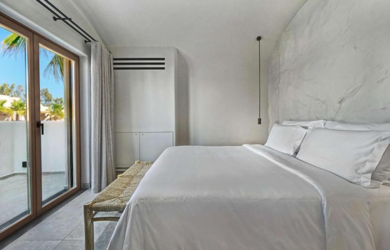 Szantorini Kamari utazás Radisson Bleu Zafron - ADULTS ONLY