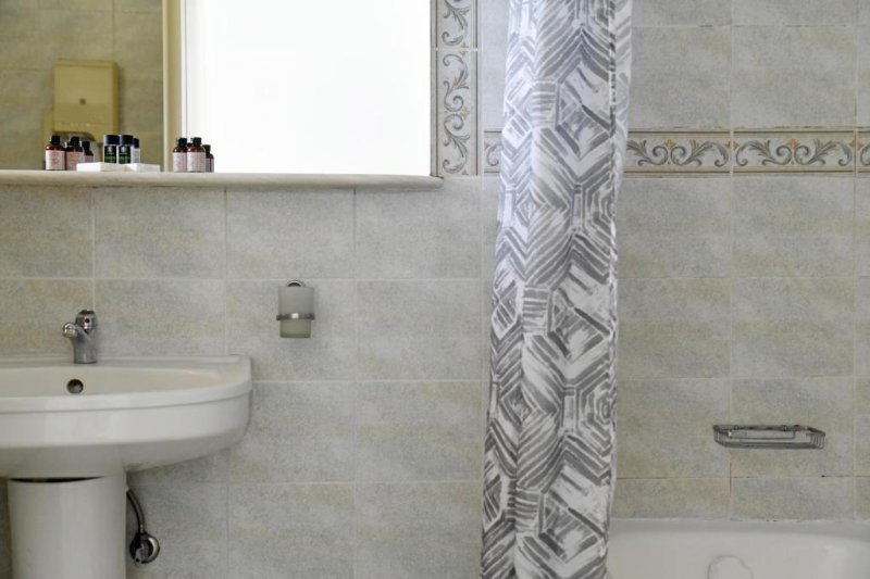 Korfu utazás Rebecca s Village