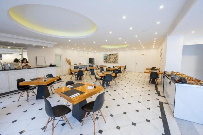 Szantorini utazás Smy Mediterranean White