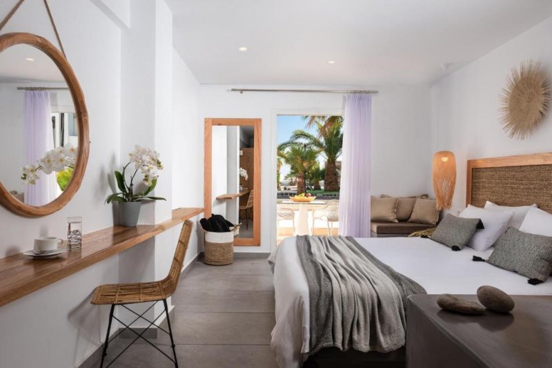 Szantorini utazás Smy Mediterranean White