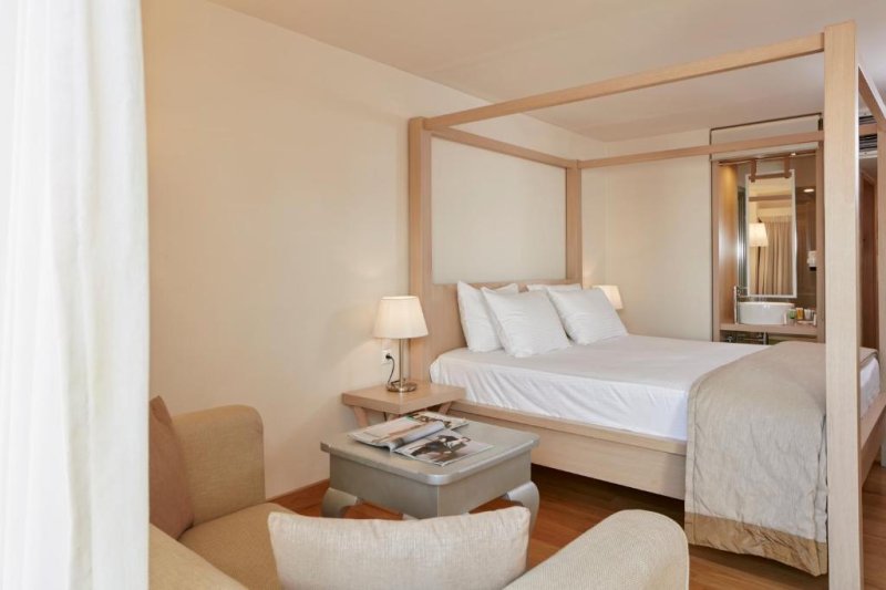 Kréta Gouves utazás The Island Hotel