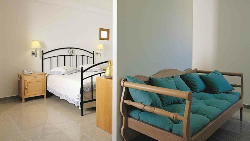 Szantorini Fira utazás Theoxenia Hotel