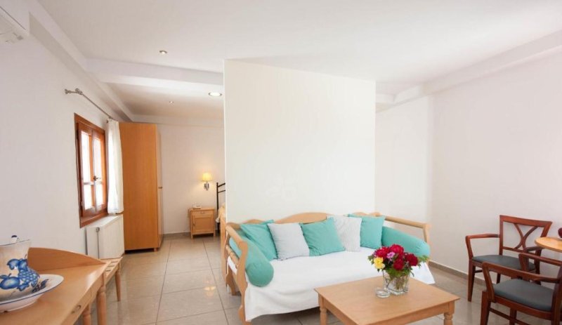 Szantorini Fira utazás Theoxenia Hotel