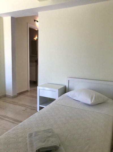 Szantorini utazás Thera Mare