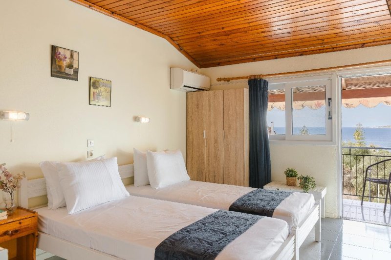 Kefalónia utazás Tzakis Apartmanház