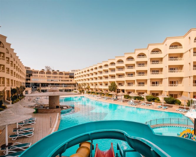 Hurghada utazás Amc Royal Hotel & Spa