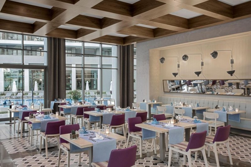 Side utazás Acanthus & Cennet Barut Collection