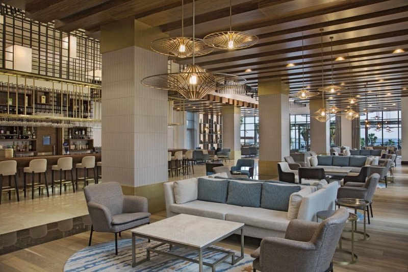 Side utazás Acanthus & Cennet Barut Collection