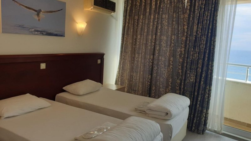 Antalya utazás Acropol Beach Hotel