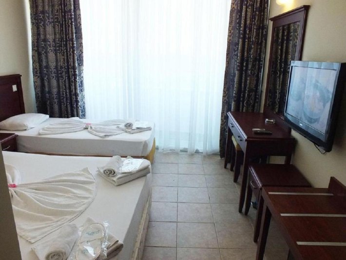 Antalya utazás Acropol Beach Hotel