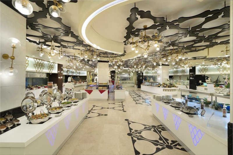 Antalya utazás Adalya Elite Lara