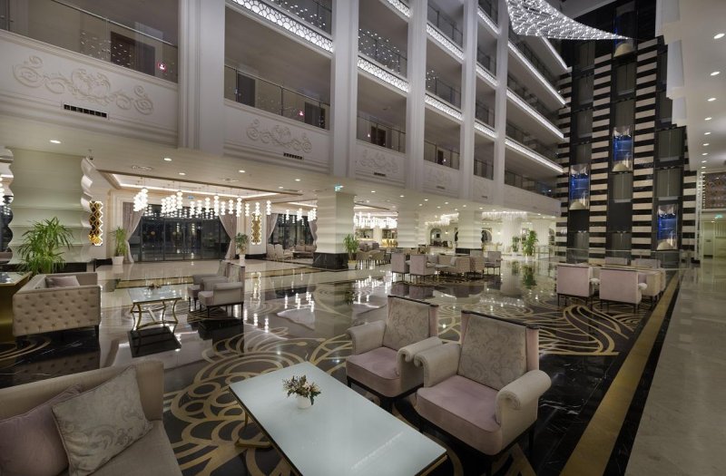 Antalya utazás Adalya Elite Lara