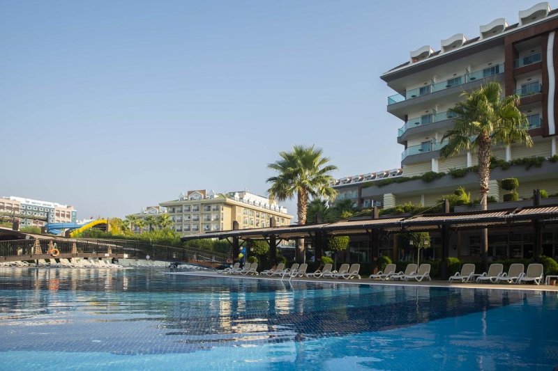 Side utazás Adalya Ocean Deluxe Hotel