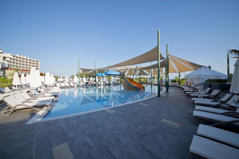 Antalya utazás Akra Sorgun Tui Blue Sensatori 