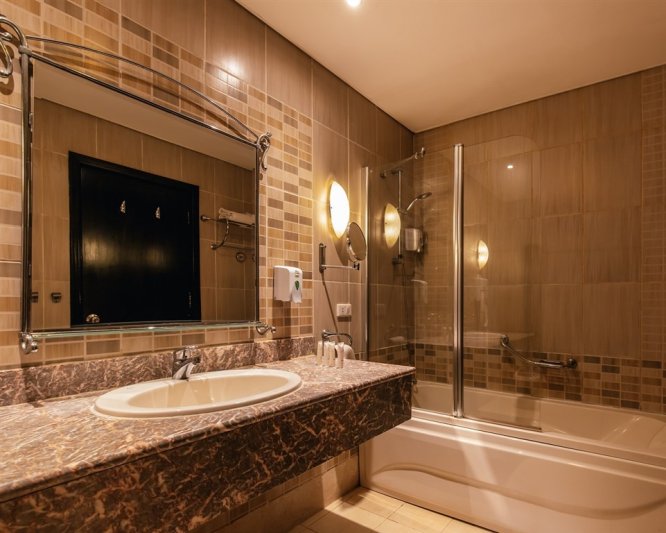 Hurghada utazás Amc Royal Hotel & Spa