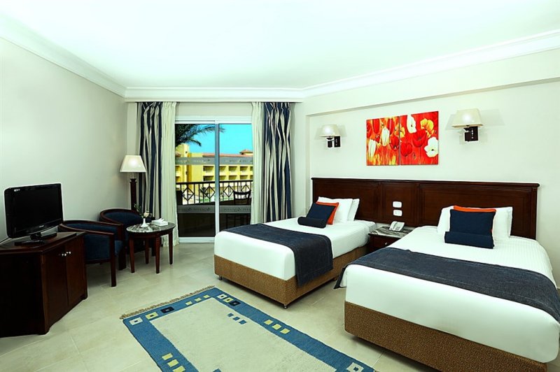 Hurghada utazás Amwaj Beach Club Abu Soma