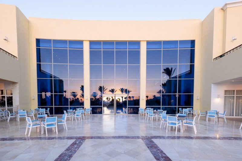 Sharm El-Sheikh utazás Amwaj Oyoun Resort & Casino