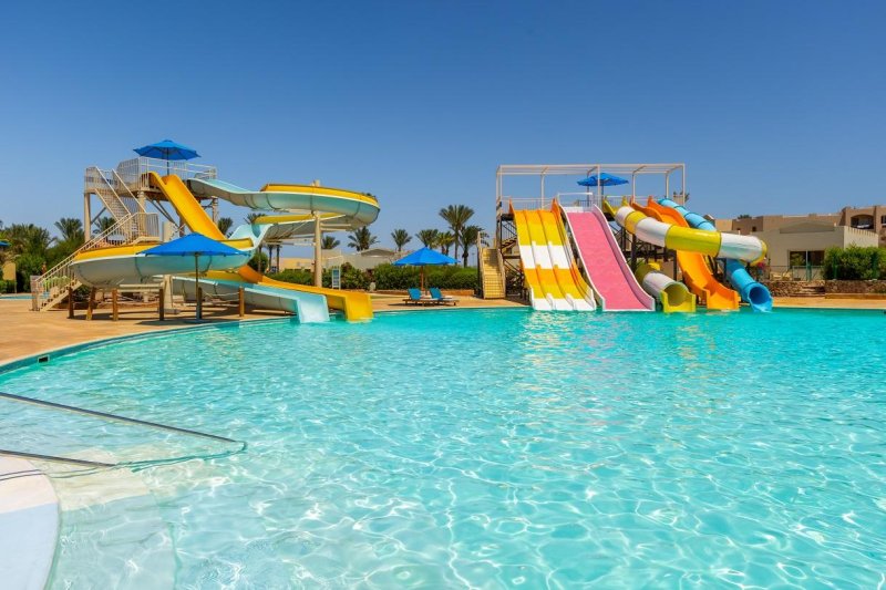 Sharm El-Sheikh utazás Amwaj Oyoun Resort & Casino