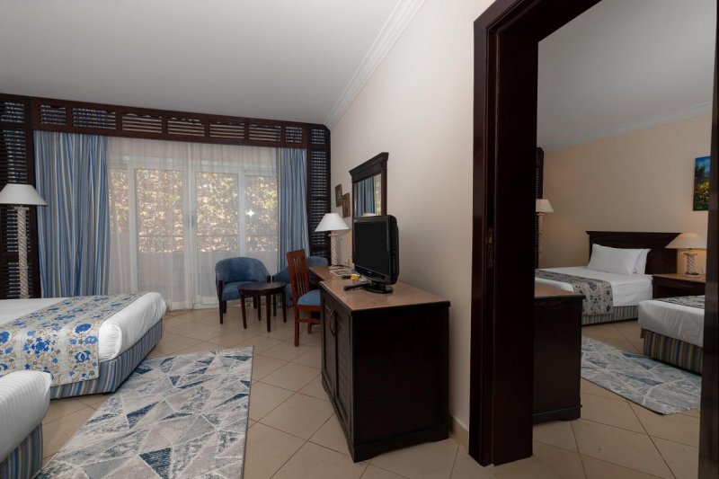 Sharm El-Sheikh utazás Amwaj Oyoun Resort & Casino