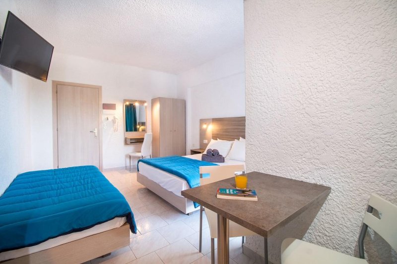 Rodosz utazás Anika Studios